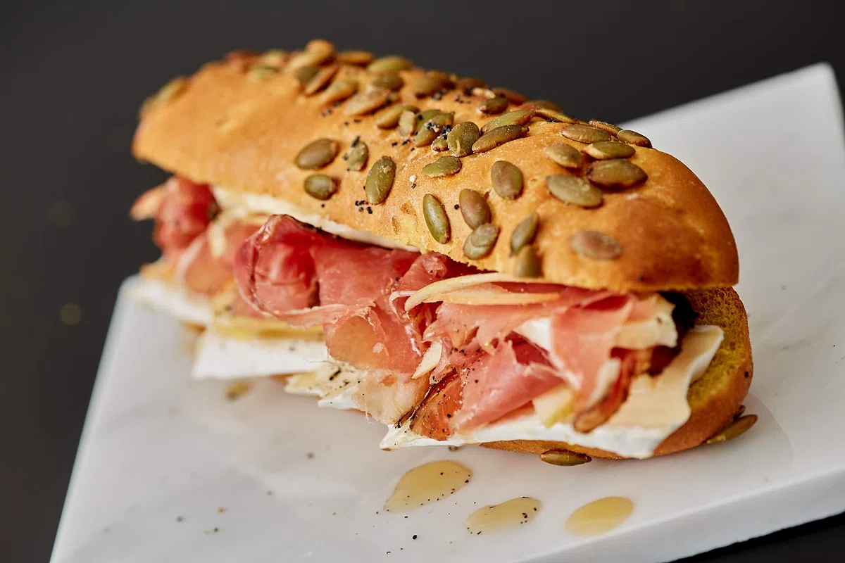 Speck ligeramente ahumado, tipico embutido italiano, Salumi Pasini, 250 gr