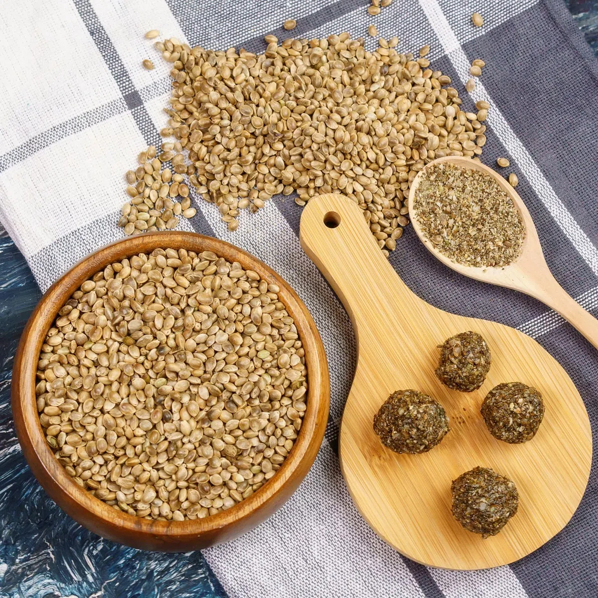 Alpi Nature Semillas de Cáñamo sin Pelar 1kg, Semillas de Cáñamo Enteras sin Pelar
